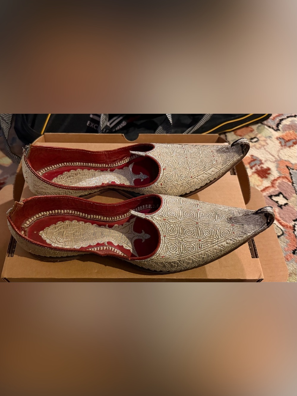 Jutti Flats
